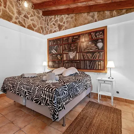 Vakantiehuis Stunning In *
